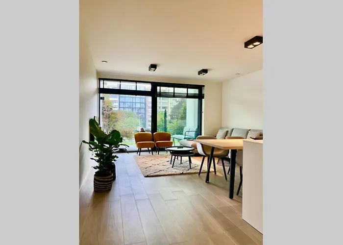 Schitterend Nieuwbouw In Γάνδη