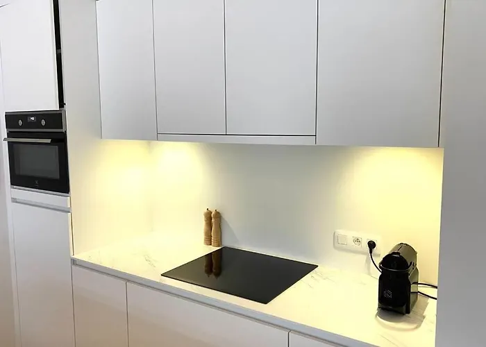 Schitterend Nieuwbouw In Γάνδη